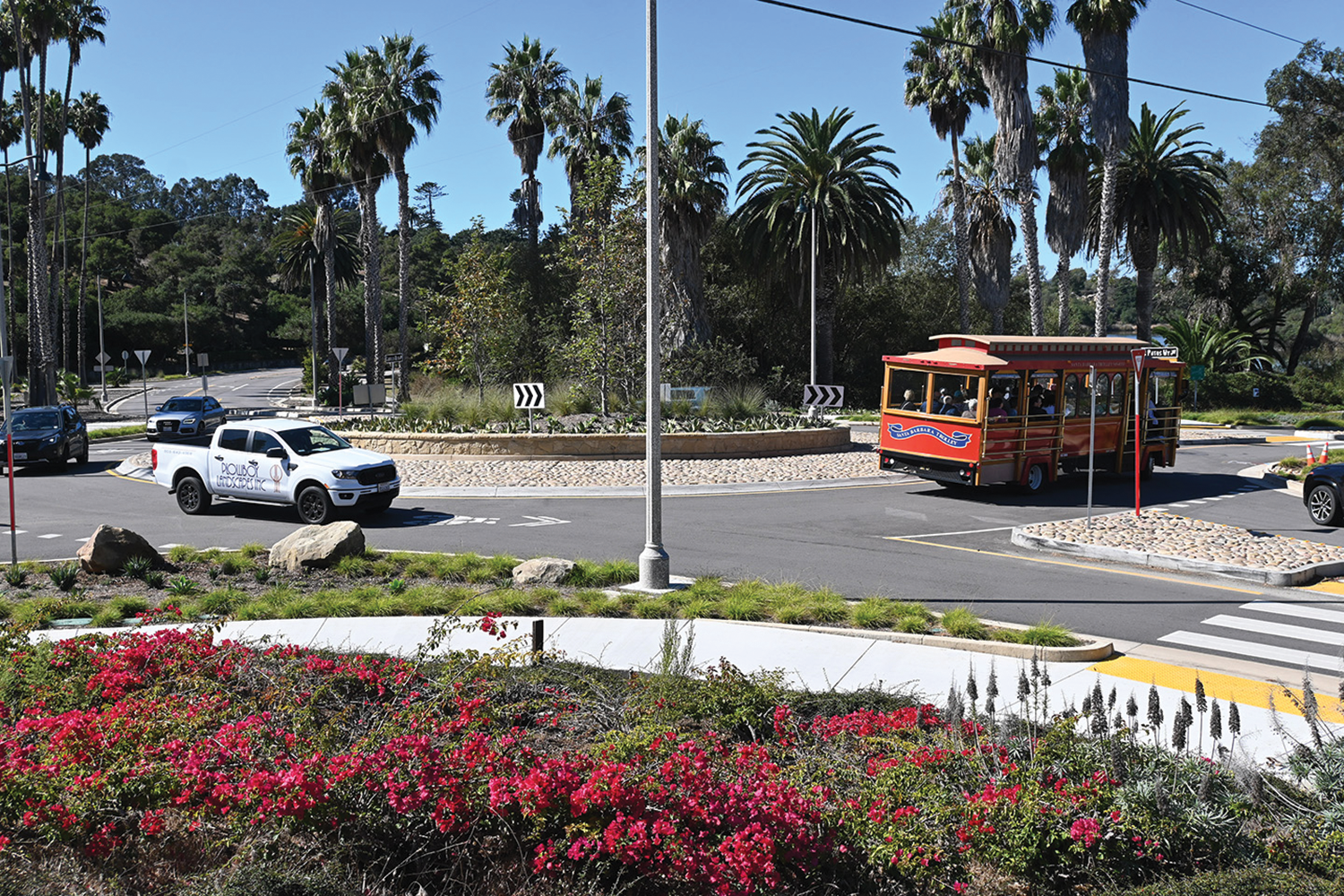Los Patos Roundabout